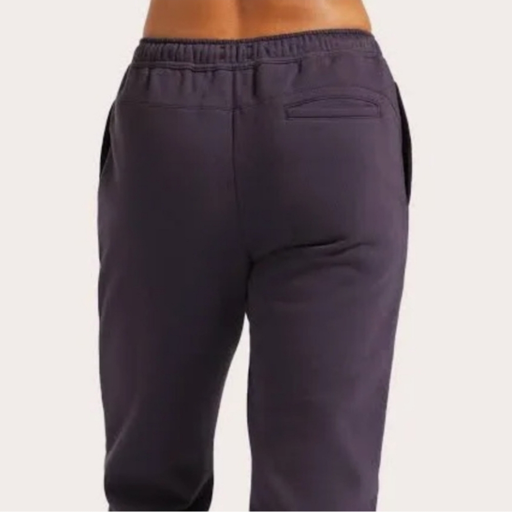 Peloton Chic Heavyweight Joggers In Purple With Gold Detailing New With … - Picture 4 of 15